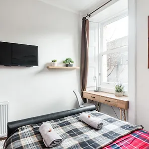 Centre Stylish At The Meadows Park Apartment Edinburgh